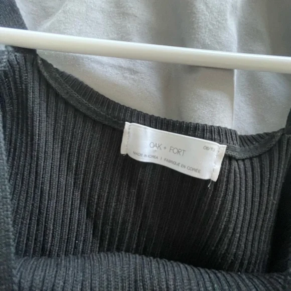 Oak and Fort Tank - Picture 3 of 3